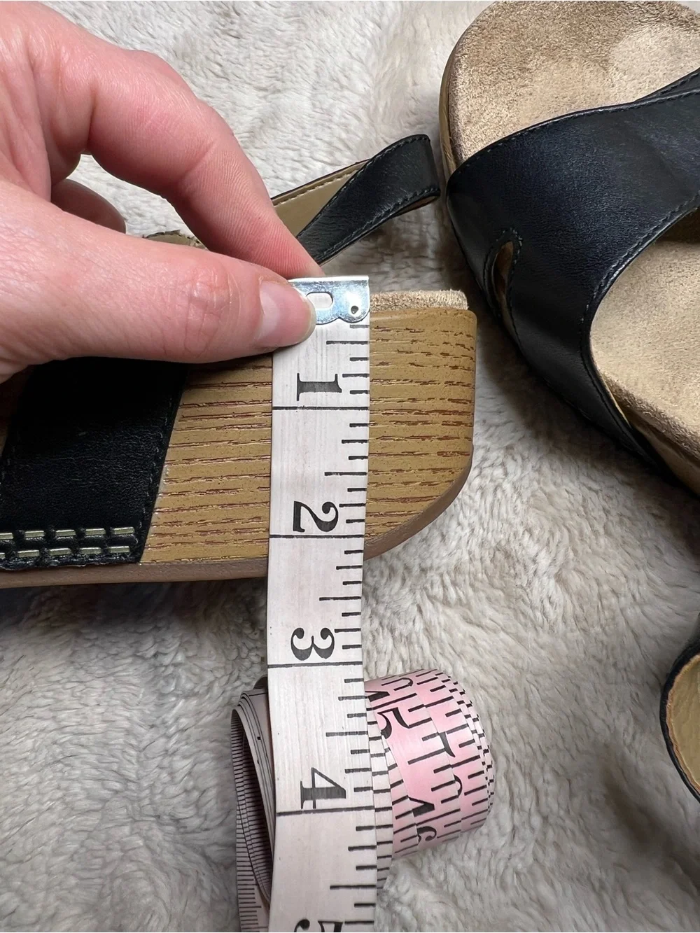 Dansko women's Laurie sandals black leather size 39 or US 9